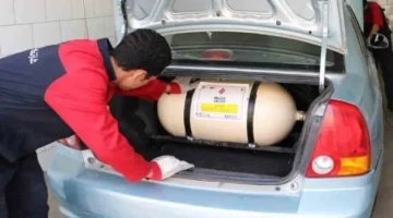 تحويل السيارات للعمل بالغاز الطبيعي يوفر تكلفة البنزين ويقلل الانبعاثات الضارة